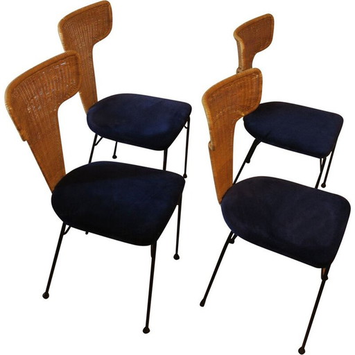 Ensemble de 4 chaises vintage en métal noir, rotin et velours bleu, Italie 1950
