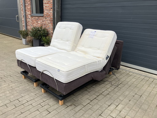 Luxury Auping Boxspring 180X200, entièrement électrique, matelas et tête de lit inclus