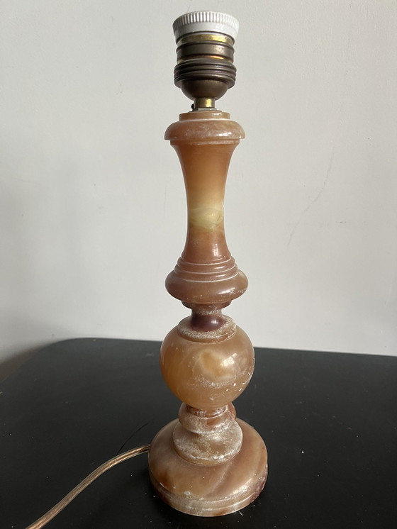 Image 1 of Base de lampe en onyx antique