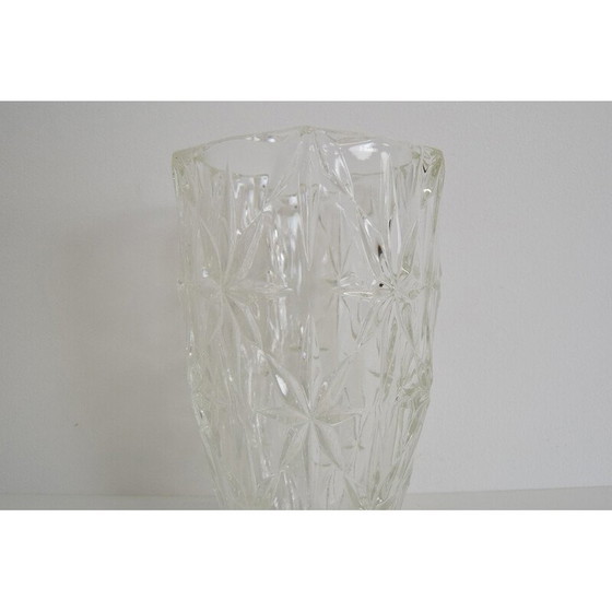 Image 1 of Vase en verre du milieu du siècle, Tchécoslovaquie années 1950