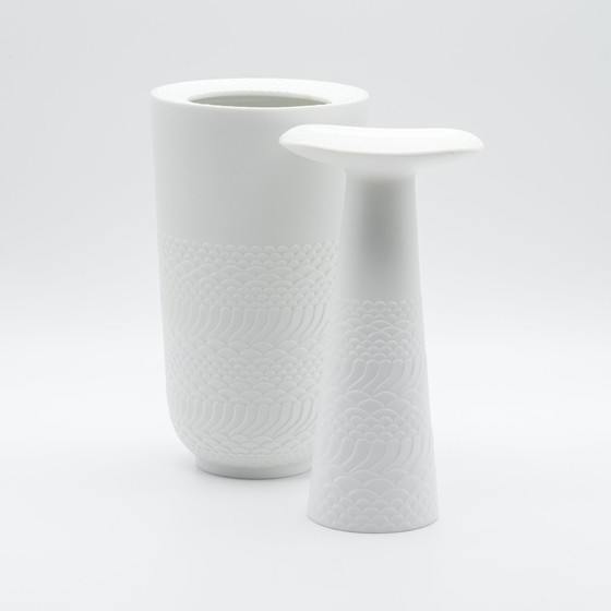 Image 1 of Rare Manfred Frey Ak Kaiser Bisque Porcelaine Nature Relief Op Art Vase Duo Mcm