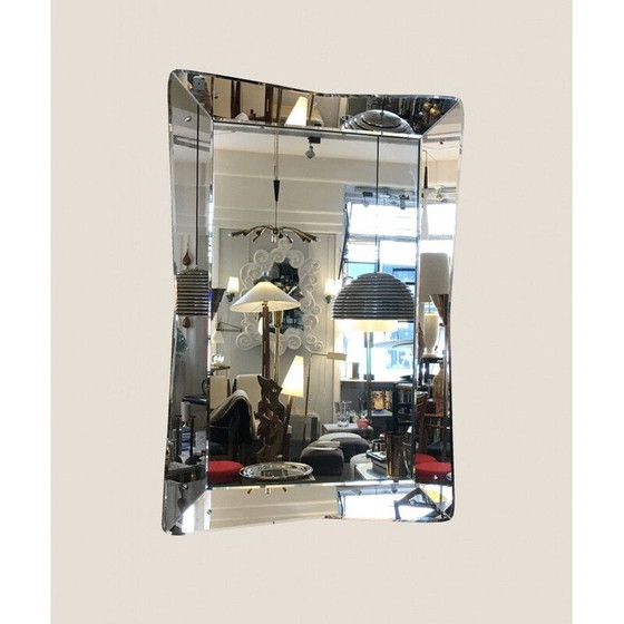 Image 1 of Miroir vintage aux bords incurvés, USA 1950