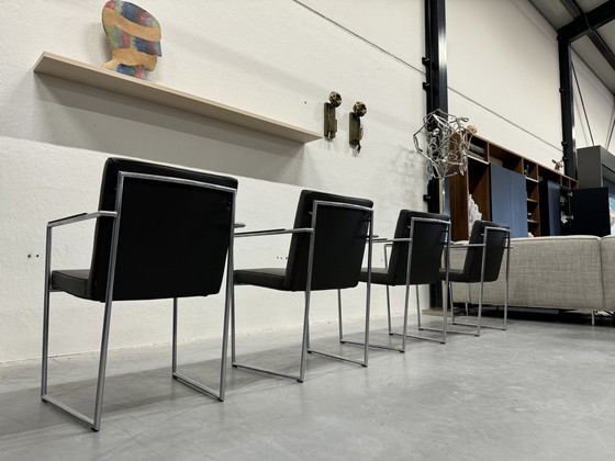 Image 1 of 4 chaises de salle à manger Harvink Dash en cuir gris