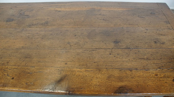 Image 1 of Table de salle à manger en chêne avec 2 tiroirs