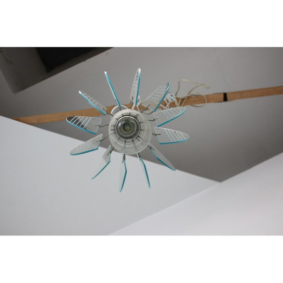Image 1 of Lampe suspendue en verre du milieu du siècle, Tchécoslovaquie années 1960