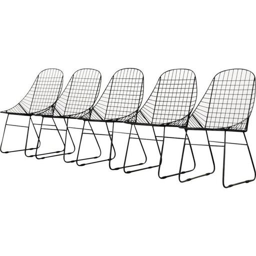 Ensemble de 5 chaises prototypes scandinaves vintage mid-century modern minimaliste en fil de fer noir, 1960s.