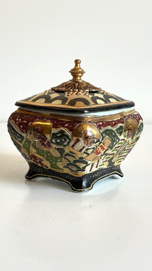  Boite Porcelaine Chinoise Et Laiton Début Xxème