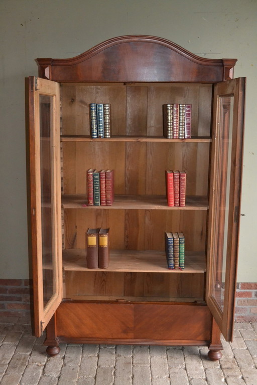 Bibliothèque ancienne en acajou, vitrine d'exposition