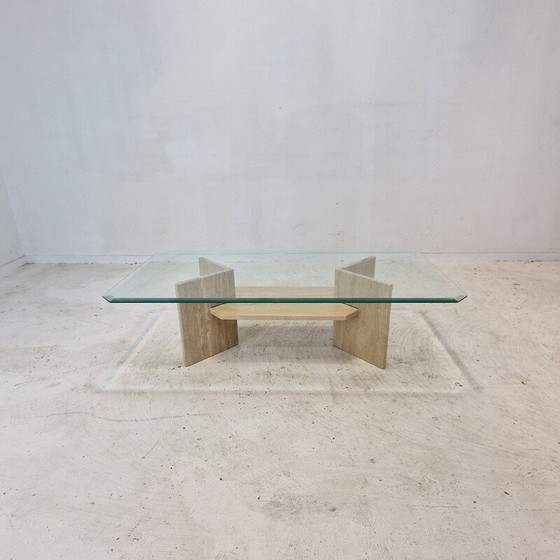 Image 1 of Table basse vintage en travertin et verre taillé, Italie 1980