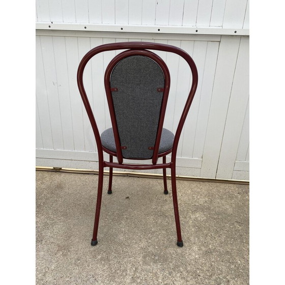 Image 1 of Chaise de restaurant bistro vintage en métal bordeaux et tissu gris, 1990