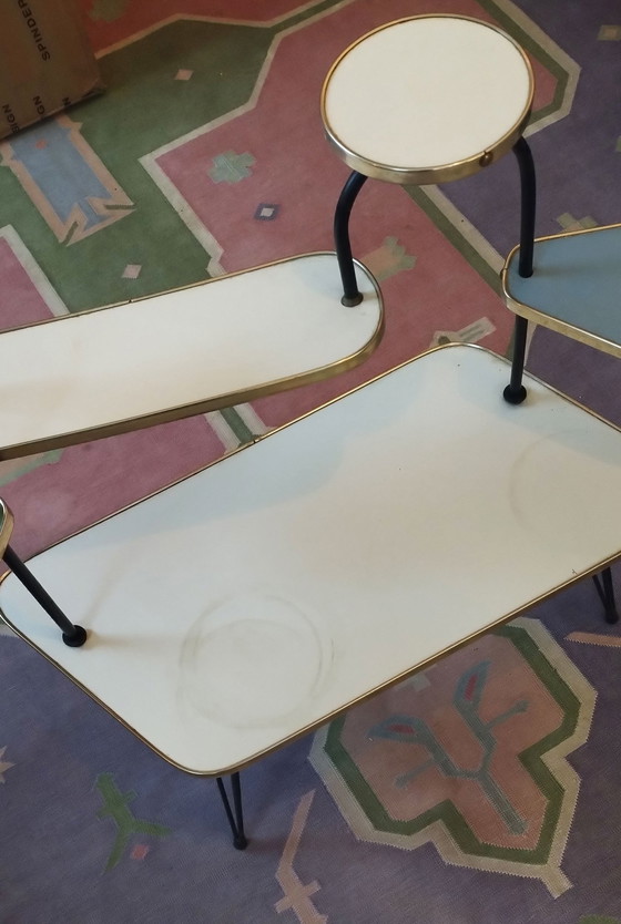 Image 1 of Grande table à plantes des années 50/70 Table à fleurs colorée pastel