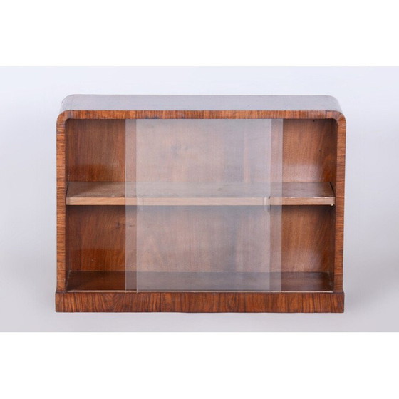 Image 1 of Bibliothèque Vintage Art Déco en noyer et verre, Tchécoslovaquie 1930