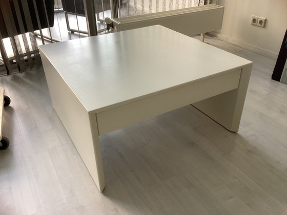 Image 1 of Table basse avec tiroir