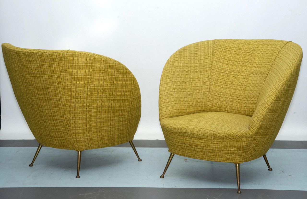 Paire de fauteuils de style Ico Parisi en tissu d'origine, Italie