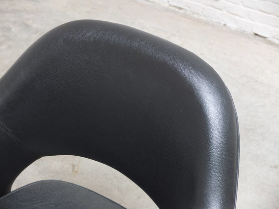 Image 1 of Ensemble original de 4 fauteuils "Executive" par Eero Saarinen pour Knoll, 1960S