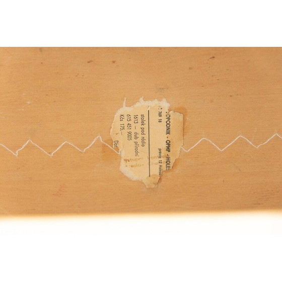 Image 1 of Table d'appoint du milieu du siècle par Dřevopodnik Holešov, Tchécoslovaquie Années 1970