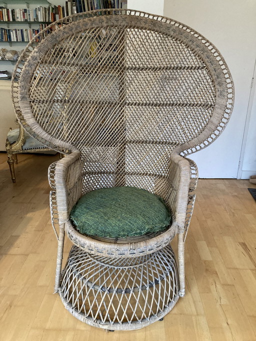 Authentique "Chaise paon" des années 1960