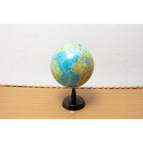 Image 1 of Globe terrestre vintage en plastique, Tchécoslovaquie 1970
