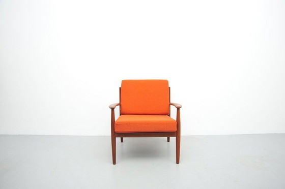 Image 1 of Grete Jalk Lounge Chair En teck