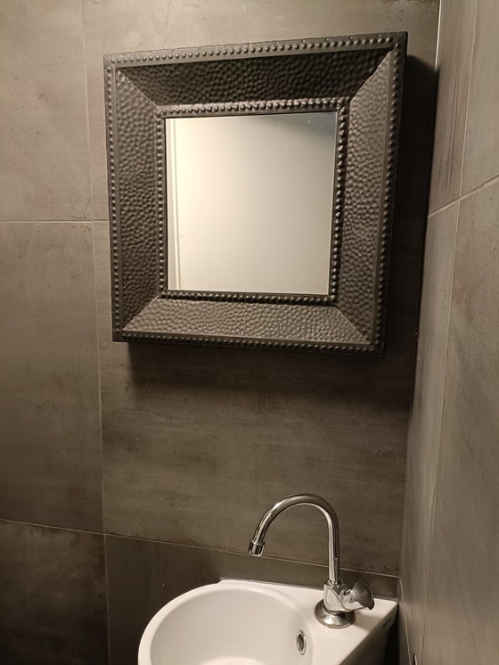 Image 1 of Miroir en métal noir