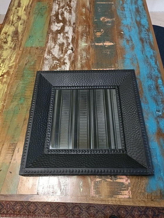 Image 1 of Miroir en métal noir