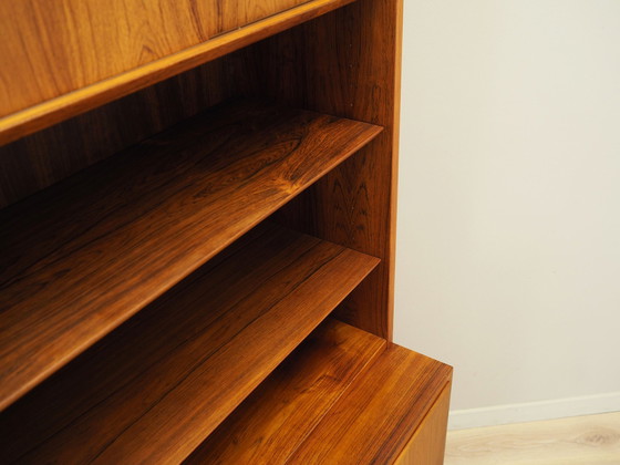 Image 1 of Bibliothèque en bois de rose, design danois, années 1970, production : Hundevad