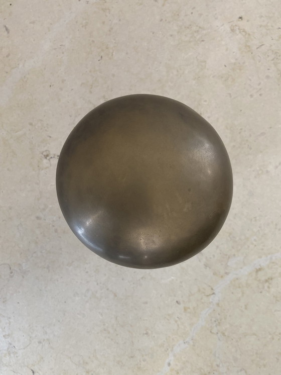 Image 1 of Jarre en laiton de l'époque Bauhaus Art Déco. 1930s