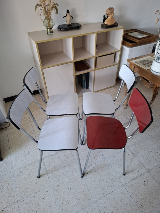 Image 1 of 4 x Chaise en formica