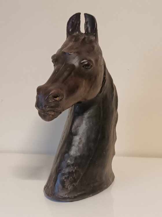 Image 1 of Tête de cheval en cuir