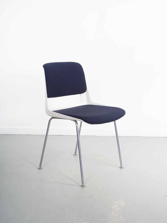 Image 1 of Ensemble de 4 chaises de salle à manger Gispen bleu foncé - A.R. Cordemeyer