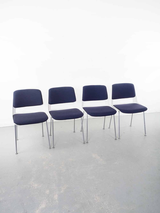 Image 1 of Ensemble de 4 chaises de salle à manger Gispen bleu foncé - A.R. Cordemeyer