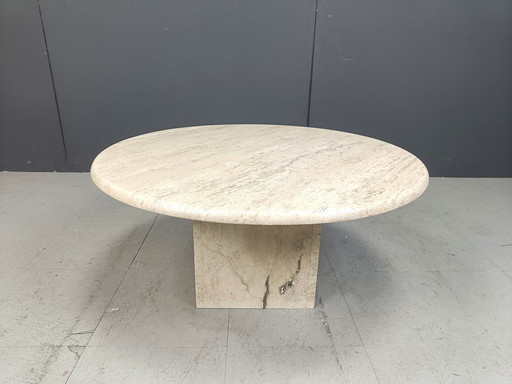 Table basse ronde en travertin, 1970S