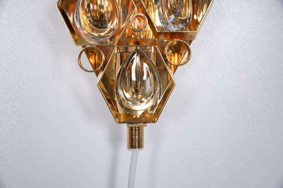 Image 1 of Lampe murale vintage en laiton et cristal années 60, lampe en laiton Regency