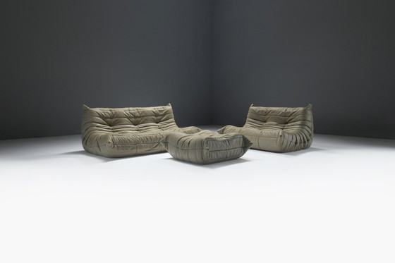 Image 1 of Magnifique Togo original (2011) en cuir kaki par Michel Ducaroy - Ligne Roset