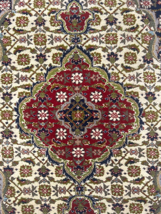 Image 1 of Tapis Persan Noué Main 160 /110Cm