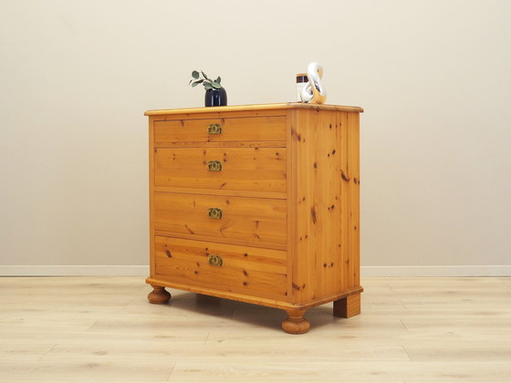 Image 1 of Commode en pin, Design danois, 00S, Production : Danemark