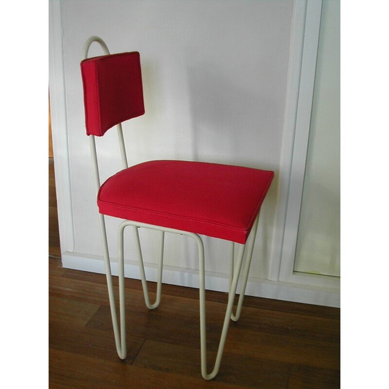 Image 1 of Chaise rouge en métal laqué beige, Raoul GUYS - années 1950