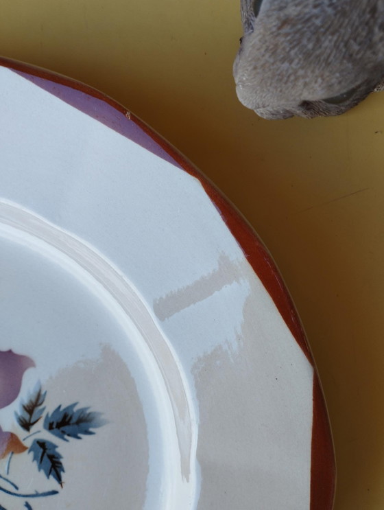 Image 1 of Digoin Sarreguemines-Art De La Table-Vaisselle Ancienne-Pièce De Forme-Plat De Service-Très Grande Assiette-Rose - D : 27.50 Cm