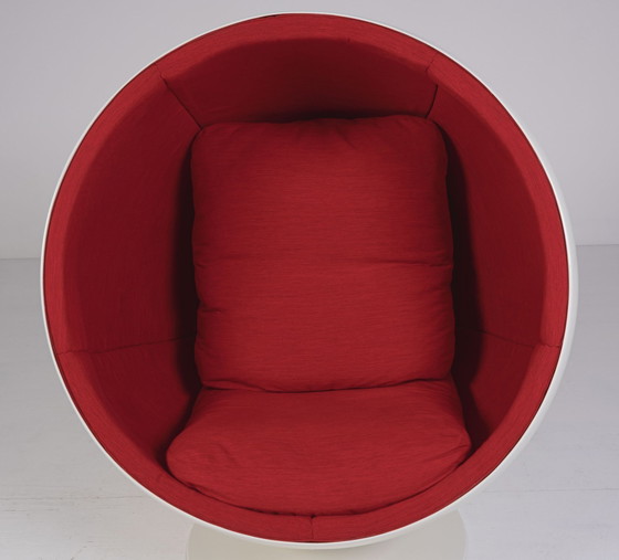 Image 1 of Asko Armchair - Ball Chair - Aluminium, fibre de verre, textile