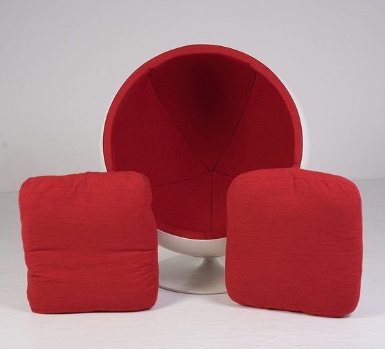 Image 1 of Asko Armchair - Ball Chair - Aluminium, fibre de verre, textile