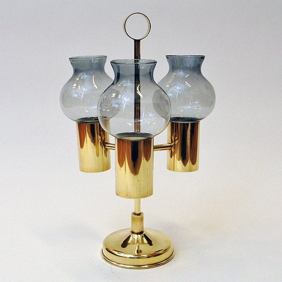 Image 1 of Chandelier norvégien vintage en laiton à trois bras et abat-jour fumé par Odel Messing, années 1960