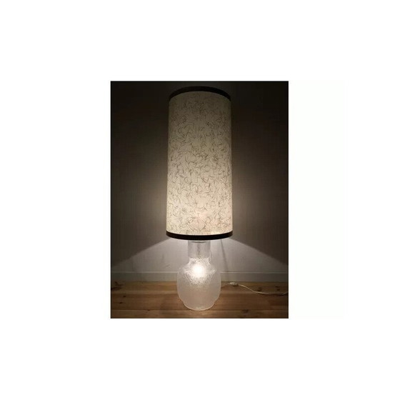 Image 1 of Lampadaire vintage en verre blanc à 2 lumières, 1970