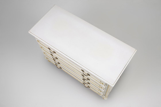 Image 1 of Commode Louis Xv du 20ème siècle