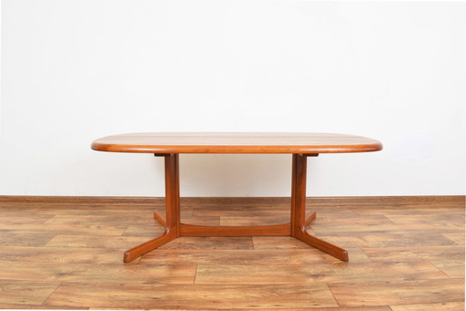 Table basse danoise en teck du Mid Century par Dyrlund, 1970S