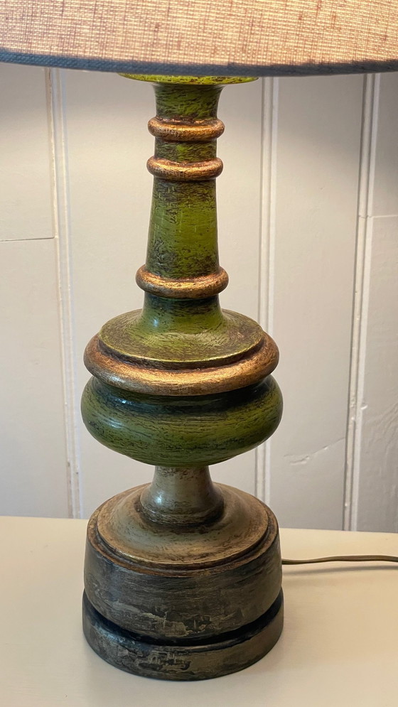 Image 1 of Lampe Vintage En Bois Tourné Chic Dorée