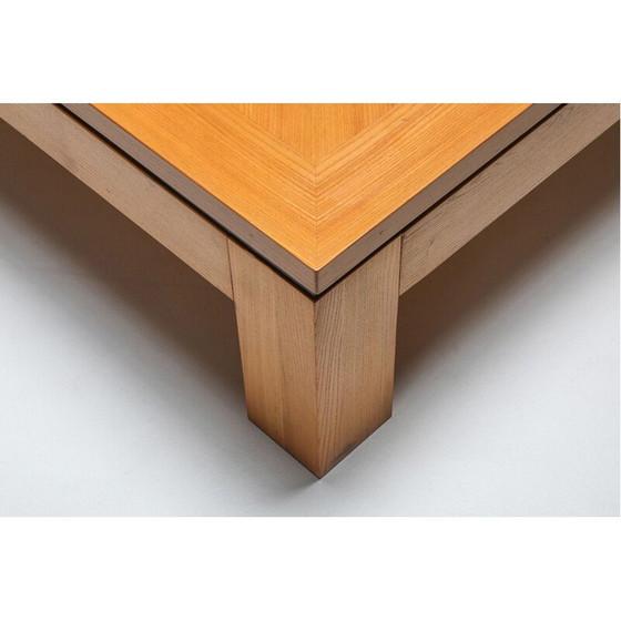 Image 1 of Table basse triangulaire postmoderne en orme, France 1970