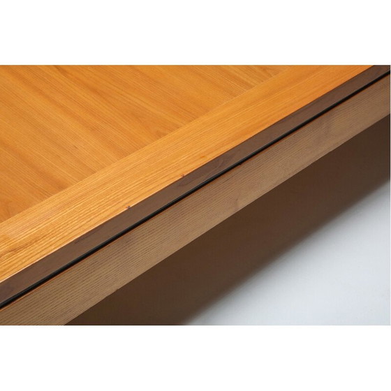 Image 1 of Table basse triangulaire postmoderne en orme, France 1970