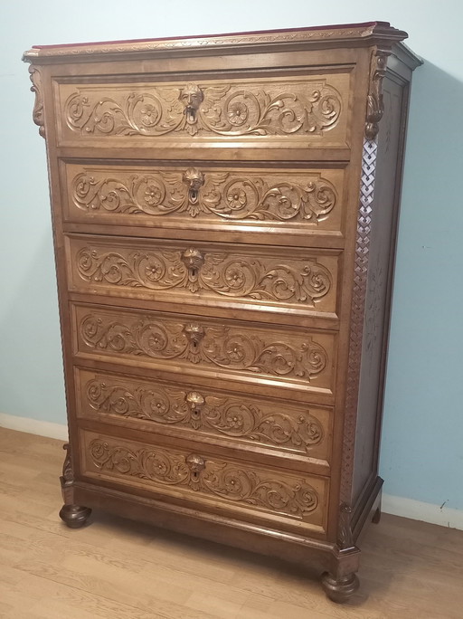 Ancienne commode italienne en noyer du 19ème siècle