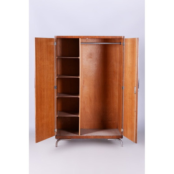 Image 1 of Armoire vintage en noyer Bauhaus par Robert Slezak, République Tchèque 1930-1939s