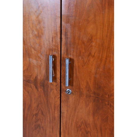 Image 1 of Armoire vintage en noyer Bauhaus par Robert Slezak, République Tchèque 1930-1939s